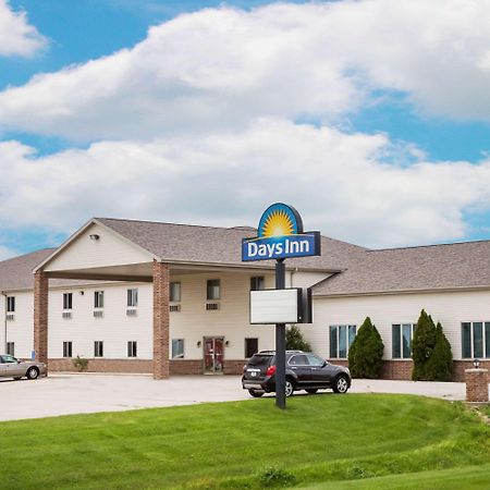 Days Inn By Wyndham Manchester Exterior foto