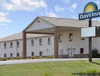 Days Inn By Wyndham Manchester Exterior foto